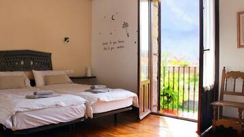 4 Schlafzimmer, Bügeleisen/Bügelbrett, Reisekinderbett, WLAN