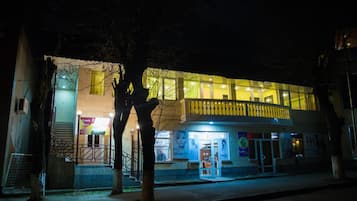 Ngoại thất