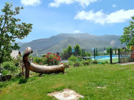 Una piscina riscaldata. Homerez - Appartamento a Selonnet