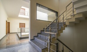 Staircase - Treebo Corporate 32 (Gurugram)