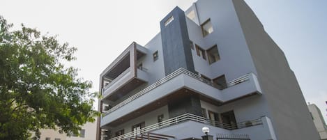 Bagian depan properti