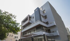 Front of property - Treebo Corporate 32 (Gurugram)