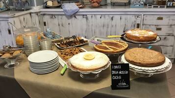 Tägliches inbegriffenes Frühstücksbuffet