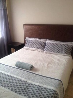 3 bedrooms, Frette Italian sheets, blackout curtains, soundproofing - Aldico Self-Catering Accommodation (Swakopmund)