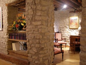 Lobby - Casa Rural Fernandoegea (Ezprogui)