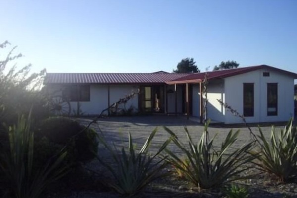 81 Johnston Cres, Okuru