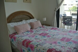 2 bedrooms, iron/ironing board, WiFi, bed sheets - LOVELY 2 BED 2 BATH APARTMENT - Wifi included (El Ejido)