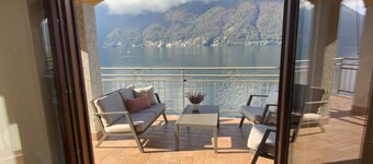 QUAI POUR BATEAU ET SPORTS NAUTIQUES, luxe au bord du lac, vues magnifiques, près de Bellagi