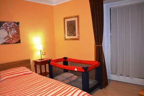 1 Schlafzimmer, Bügeleisen/Bügelbrett, WLAN, Bettwäsche
