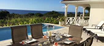 Luxury Villa St James, 4 bed 4 bath , Private Pool, fantastic sea views