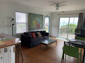 Smart TV, books - Casas de la Playa Altos - Spectacular View of the Ocean (Flagler Beach)