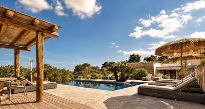 Luxury Ibiza Villa for 8 Sleeps (Possibility 10 people) - Private Pool