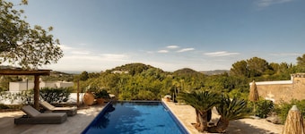 Luksus Ibiza Villa for 8 soveplasser (Mulighet 10 personer) - Privat basseng