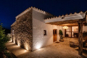 Terrace/patio - Luxury Ibiza Villa for 8 Sleeps (Possibility 10 people) - Private Pool (Sant Josep de sa Talaia)