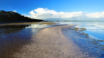 Aan het strand, ligstoelen aan het strand