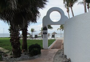 Property grounds - Ocean Front Villa 1st Floor unit  (Puerto Morelos)