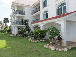 Exterior - Ocean Front Villa 1st Floor unit  (Puerto Morelos)