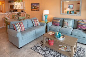 Een smart-tv, een dvd-speler, boeken en een filmbibliotheek