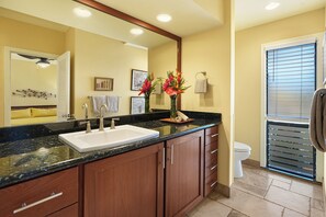 Shower, hair dryer, towels - Poipu Sands #427 Oceanview 2BR Condo - AC, Beach & Pool Access (Koloa)