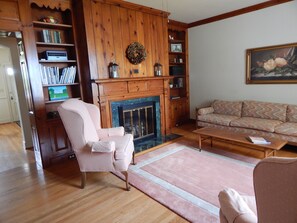 Smart TV, DVD player, books - PROMO 8.20% WEEKLY AND 27.71% MONTHLY DISCOUNT!
Relax on the Rappahannock (Tappahannock)