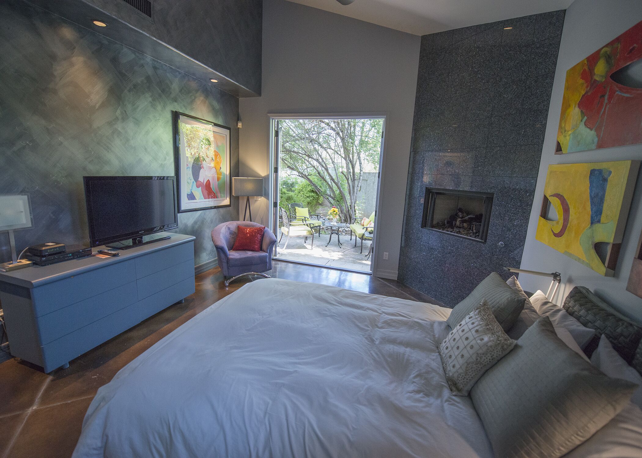 1 bedroom, desk, iron/ironing board, free WiFi