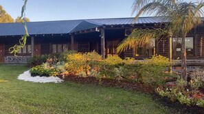 Fachada da propriedade