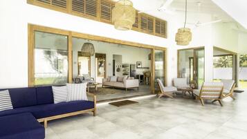 5-Bedroom Villa with Private Pool | Terrace/patio