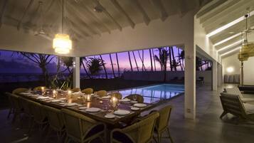 5-Bedroom Villa with Private Pool | Teras/patio