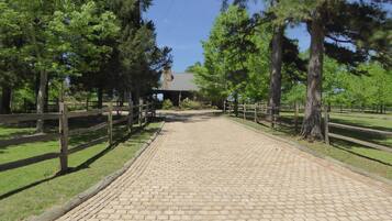 Enceinte de lâhĂ©bergement