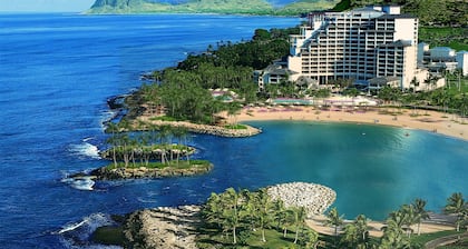 Quality & Views- Centrally Located - Golf & Disney !