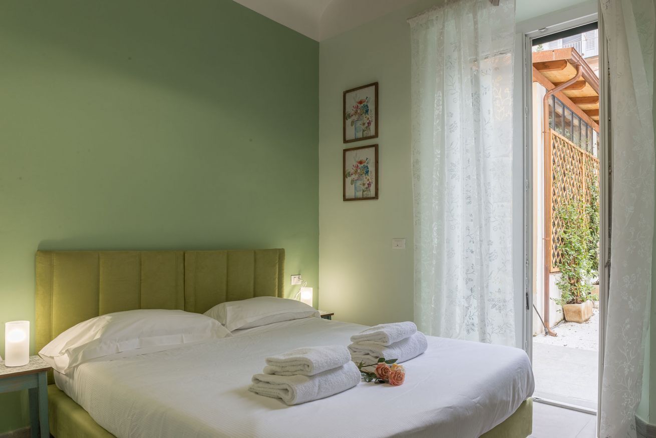 4 bedrooms, WiFi, bed sheets