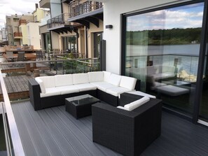 Terrace/patio - Living right on the lake (Neukieritzsch)