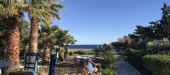 Beach Villa: Villa Thalassa (directly on the beach, detached!)