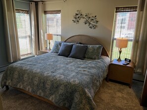 3 bedrooms, iron/ironing board, travel cot, free WiFi