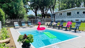 Beheizter Pool
