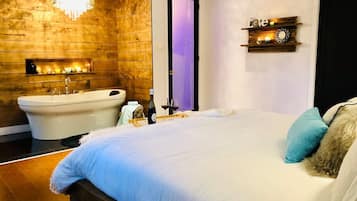 3 chambres, bureau, fer et planche à repasser, lit parapluie