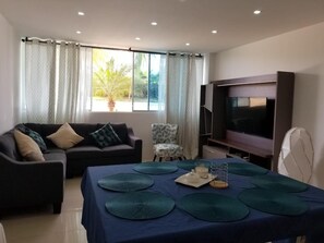 3 개의 침실, 책상, 휠체어로 이용 가능