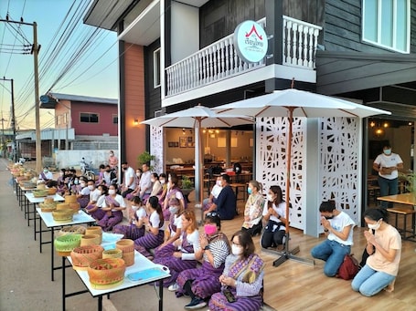 Außenbereich. Thai Guest House