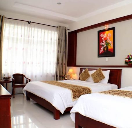 Family Triple Room. Anh Nguyet Hotel