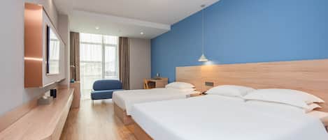 Deluxe Family Room with 3 Breakfast | Minibar, in-room safe, desk, blackout drapes