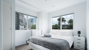 Apartment, 2 Bedrooms - 2 Bedroom Apartment in Central Location (Auckland)