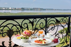 Deluxe River View Room | Balcony view