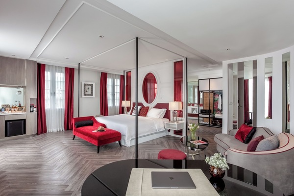 Pomerol Suite | Hochwertige Bettwaren, Minibar, Zimmersafe, individuell dekoriert