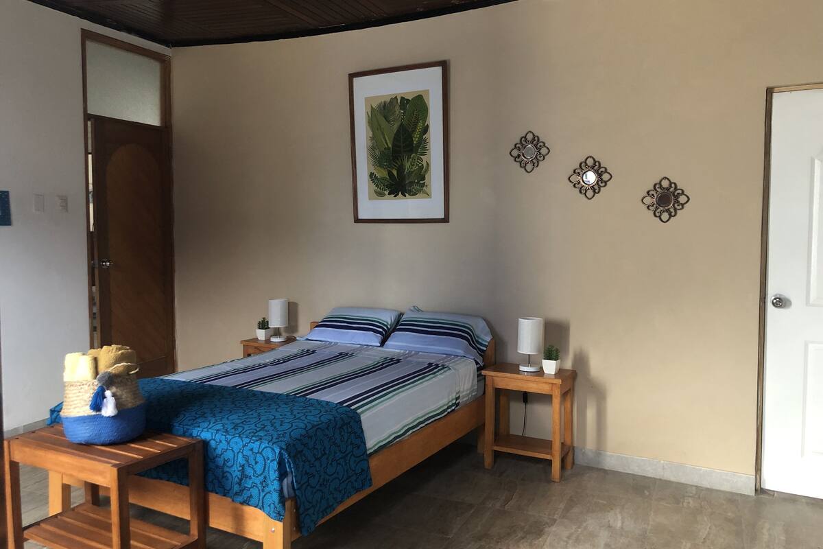 Standard Double Room | 1 bedroom, memory-foam beds, desk, blackout curtains