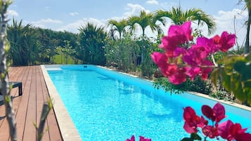 side.B niwa, Private Pool Access, Non Smoking | Private pool