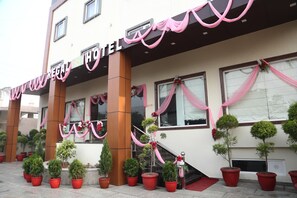 Aerial view - Regal Hotel and Restaurant (Mathura)