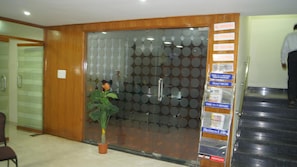 Lobby - Hotel MGM Grand (Srikalahasti)