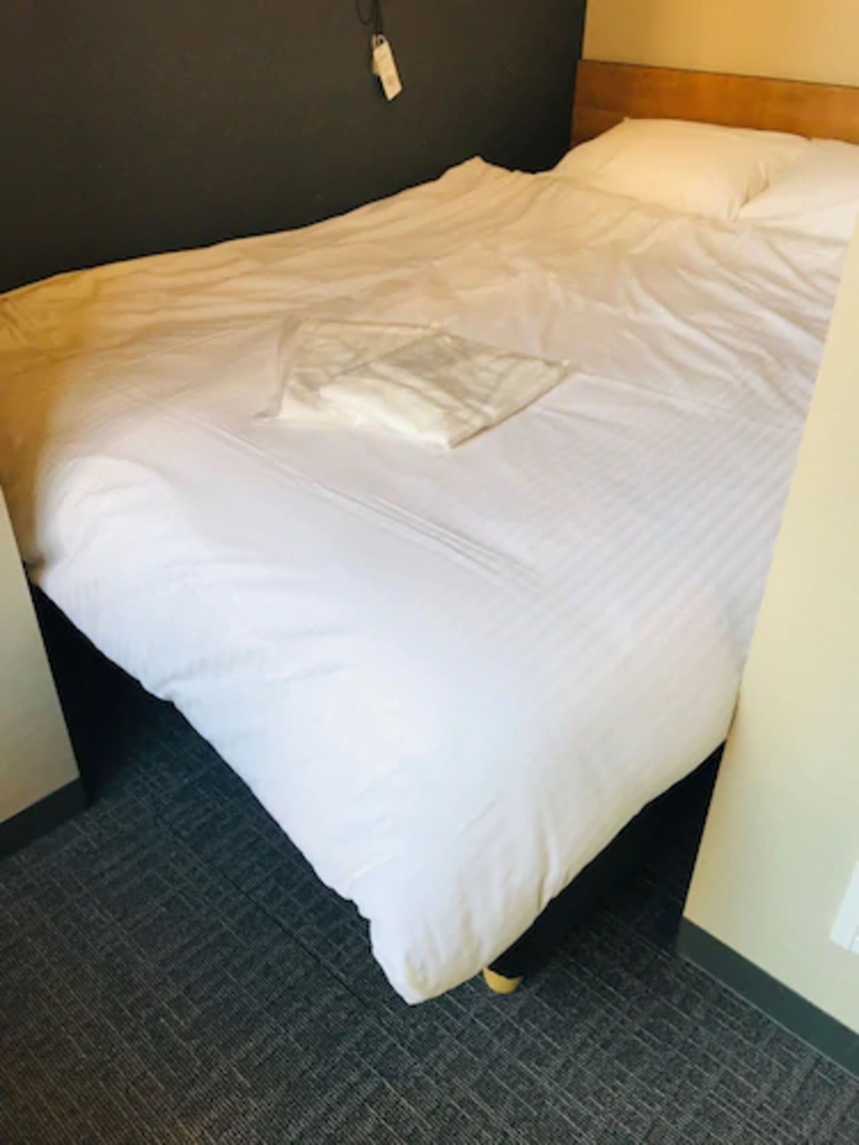 double room | soundproofing, free wifi, bed sheets
