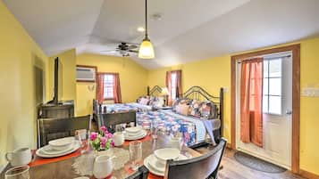 1 sovrum, skrivbord, gratis wi-fi och sängkläder