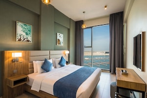 In-room safe, blackout drapes, soundproofing, iron/ironing board